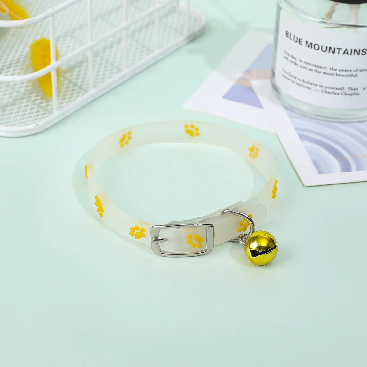 Luminous Cat Necklace Glow Reflective Silicone Bell Collar for Pets