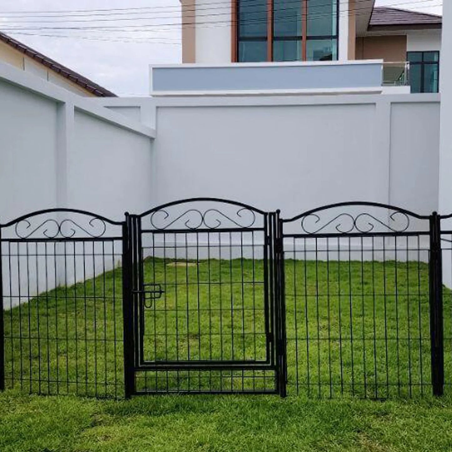 Heavy Duty Dog Playpen 8 Panels Pet Animal Dog Kennel Pen Fence Enclosure Cage Metal Camping Pet Puppy Run Fences Grid with Door