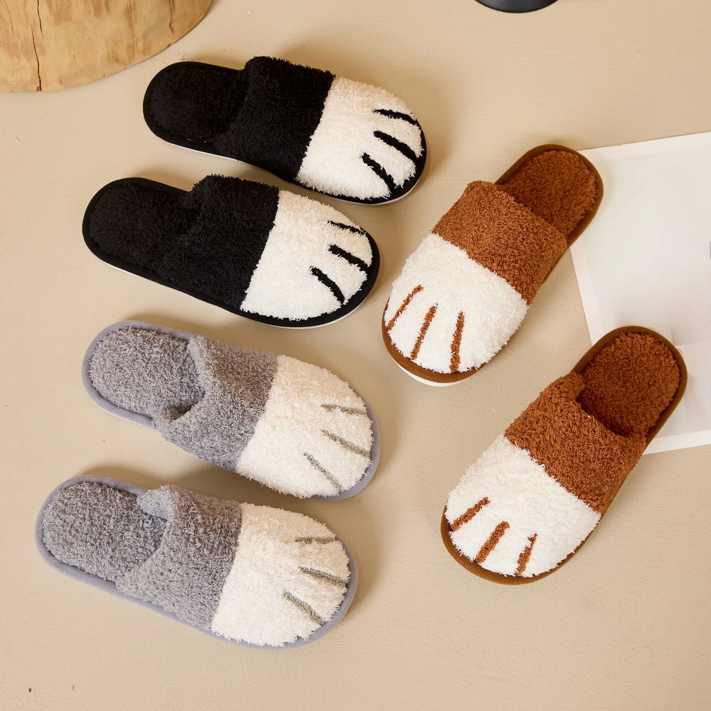 Cotton slippers for men, cute cat paws, plush for home use, anti slip for autumn and winter couples, indoor warmth for home use