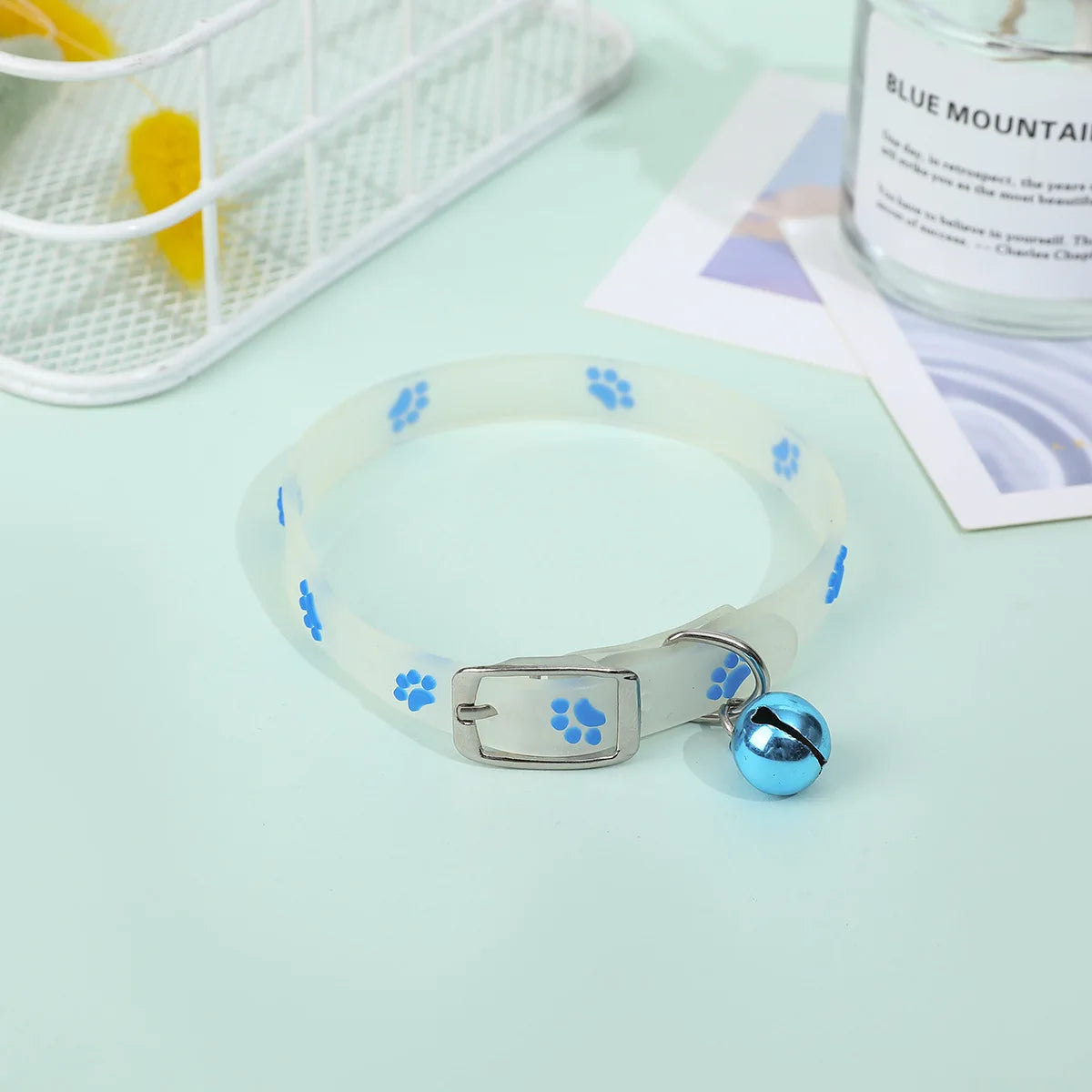 Luminous Cat Necklace Glow Reflective Silicone Bell Collar for Pets