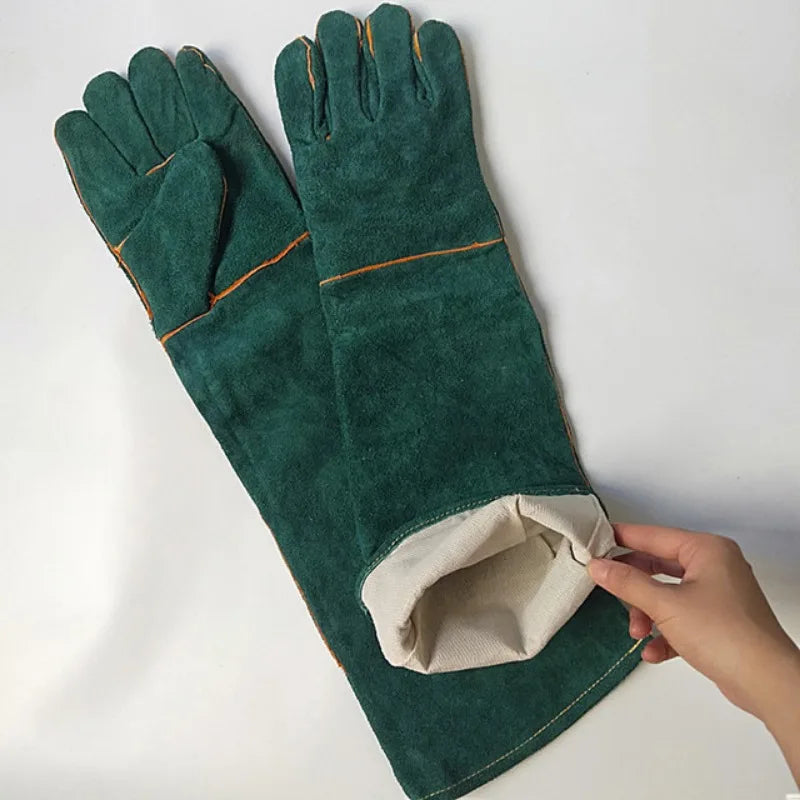 60CM Bite resistant animal gloves Multi-purpose pet gloves Welding treatment training dog safety gloves